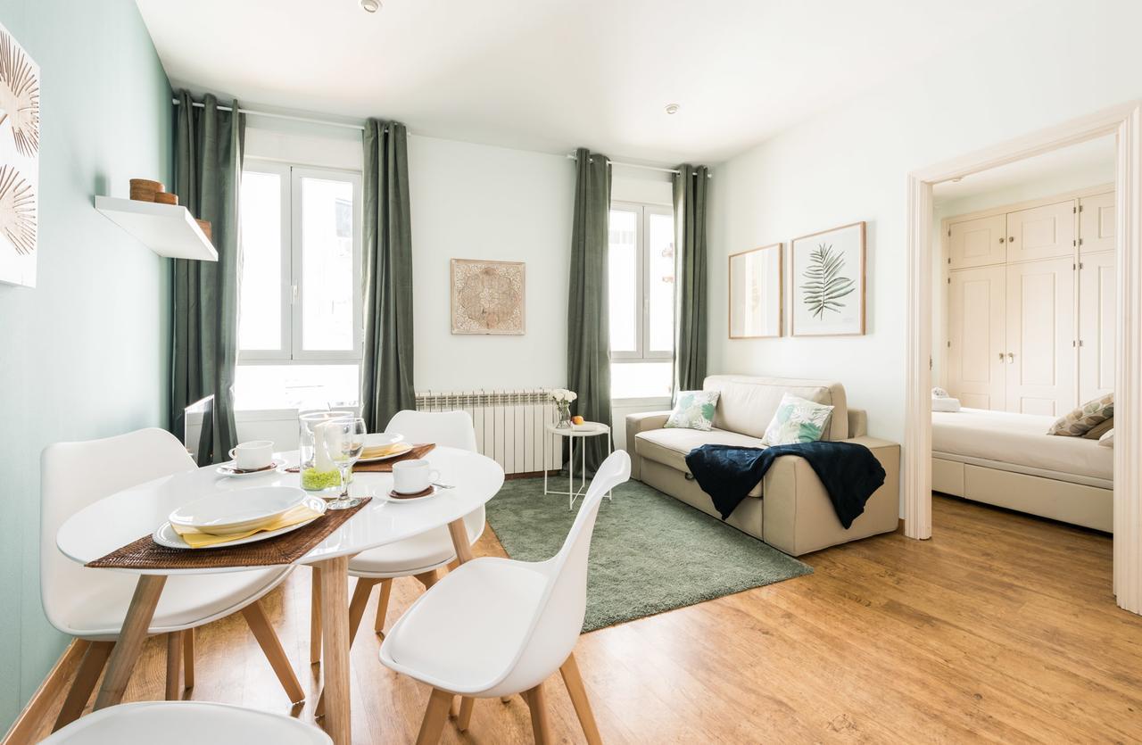 Gran Via I Santa Ana Apartment Мадрид Екстериор снимка