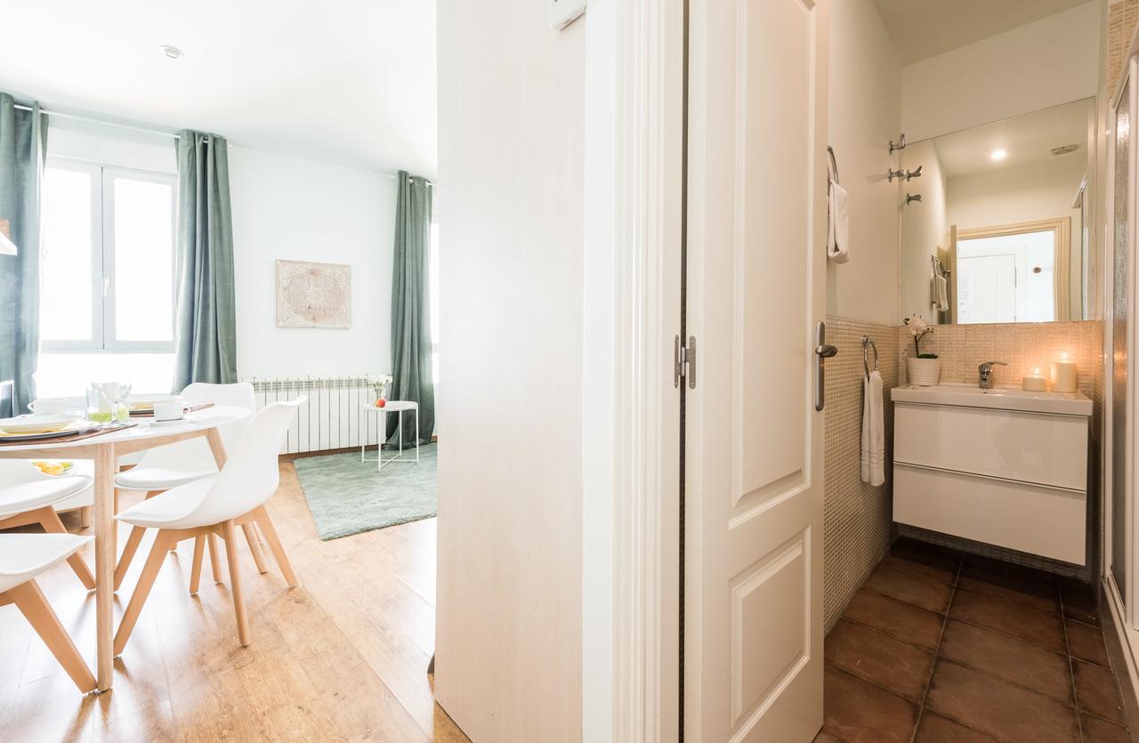 Gran Via I Santa Ana Apartment Мадрид Екстериор снимка