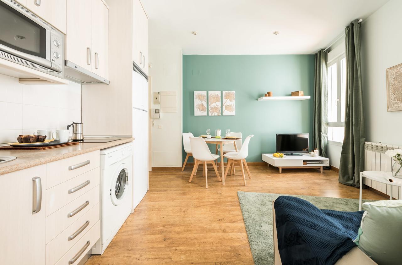Gran Via I Santa Ana Apartment Мадрид Екстериор снимка