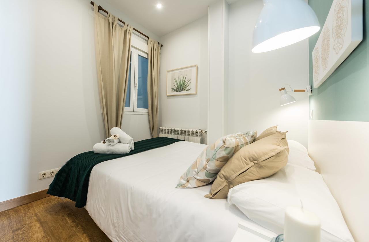 Gran Via I Santa Ana Apartment Мадрид Екстериор снимка