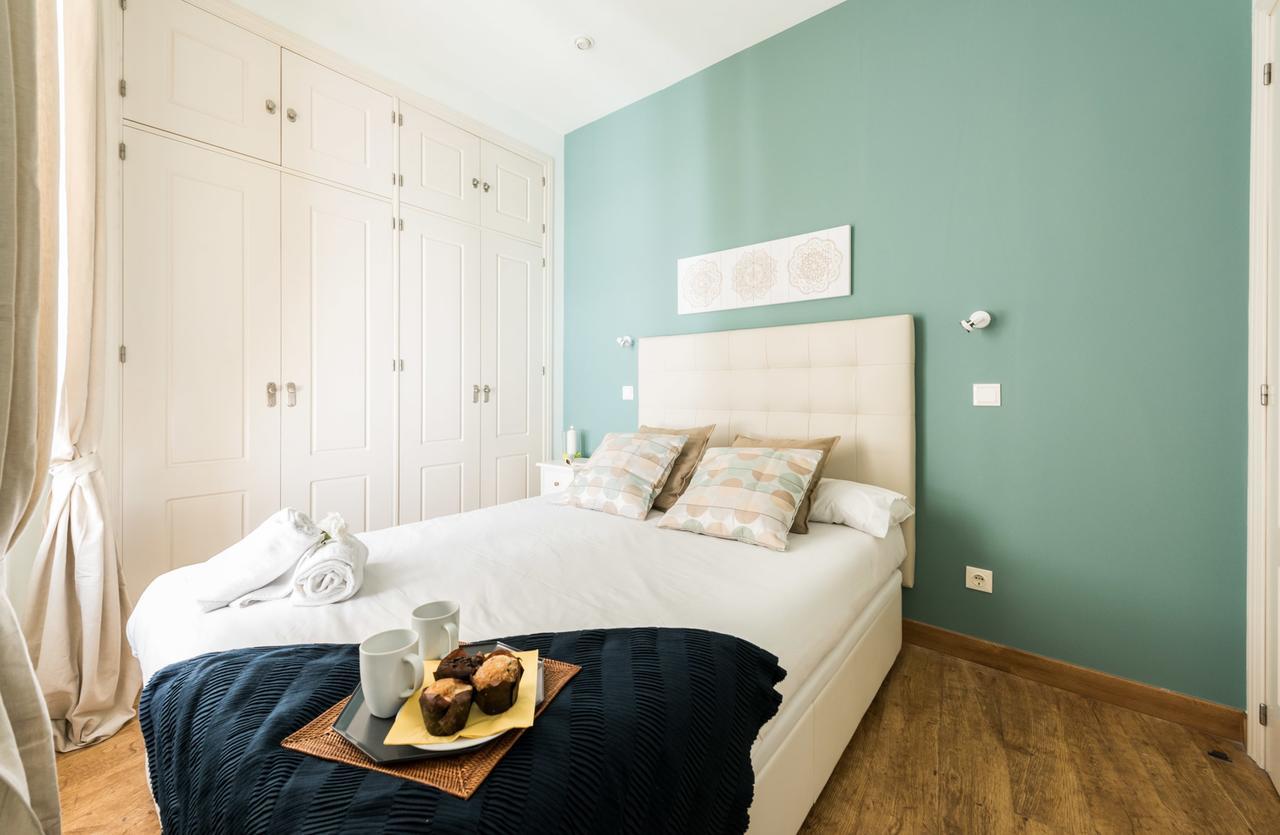 Gran Via I Santa Ana Apartment Мадрид Екстериор снимка