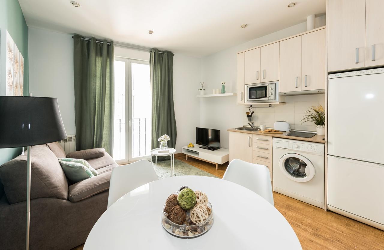Gran Via I Santa Ana Apartment Мадрид Екстериор снимка
